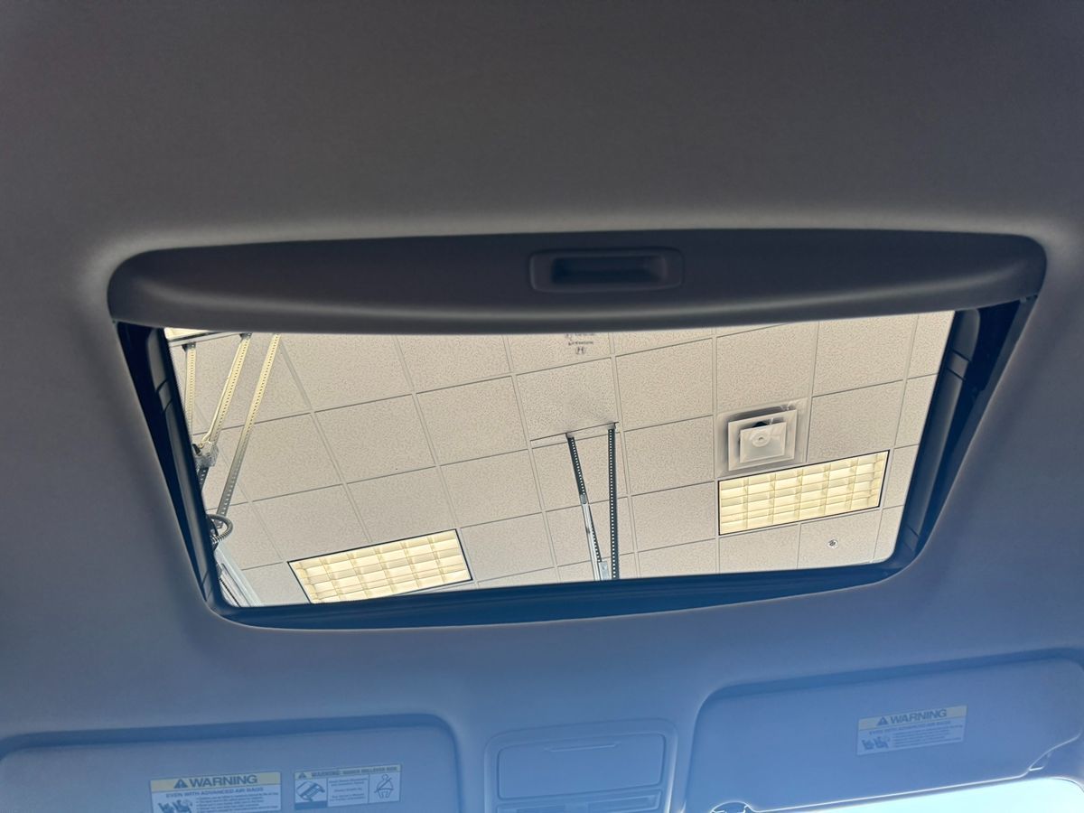2016 Honda Pilot EX-L photo 32