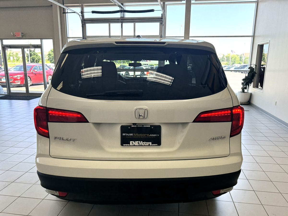 2016 Honda Pilot EX-L photo 47