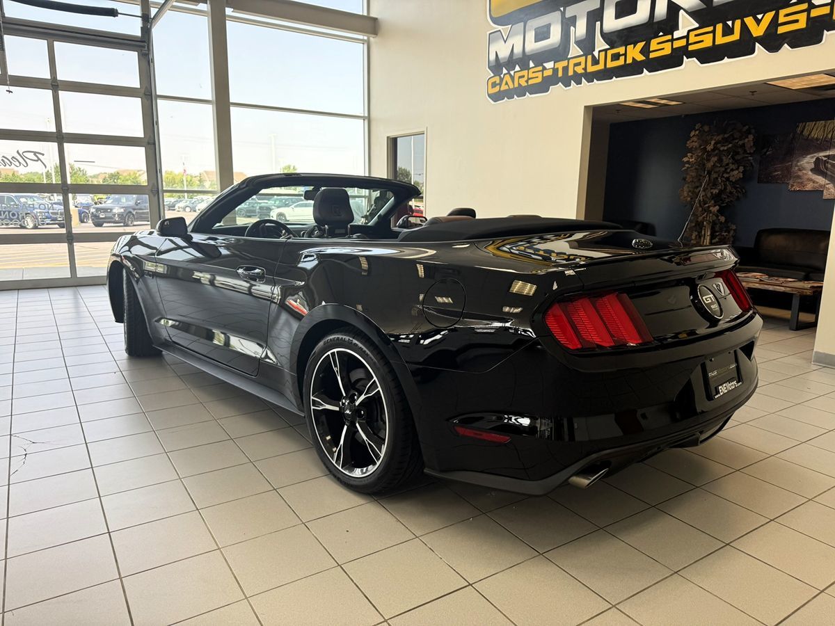 2017 Ford Mustang GT Premium photo 3