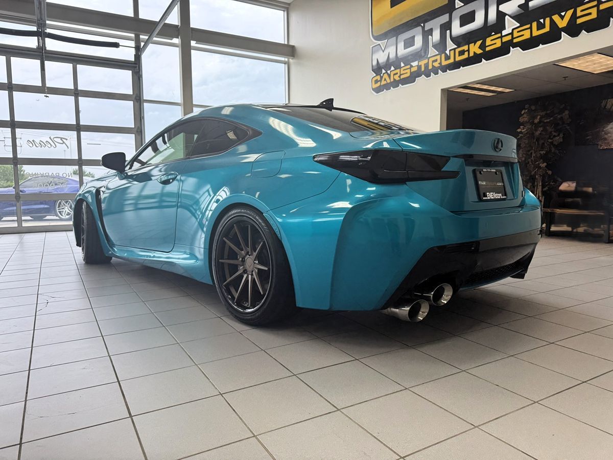 2015 Lexus RC F photo 4