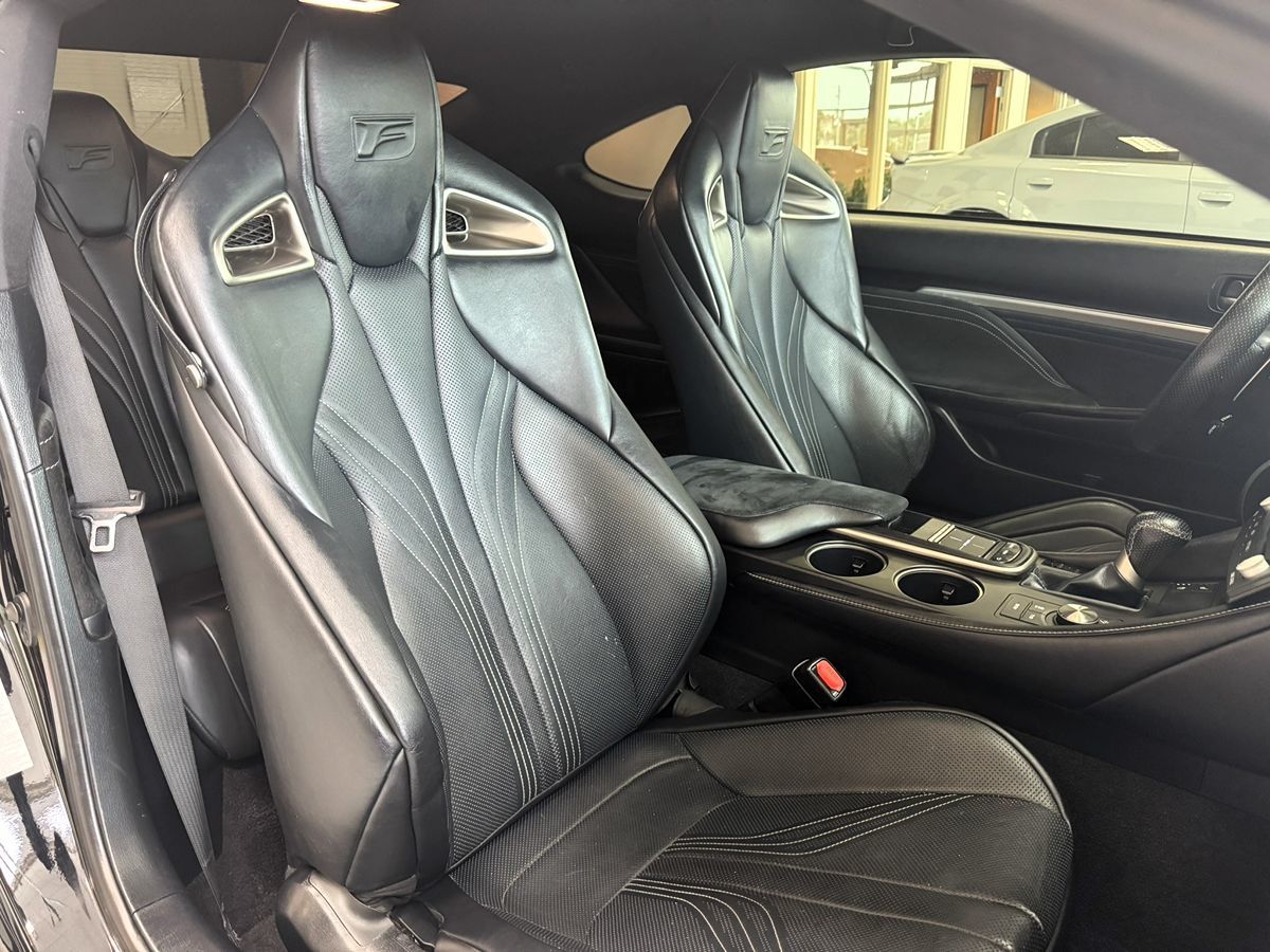 2015 Lexus RC F photo 20