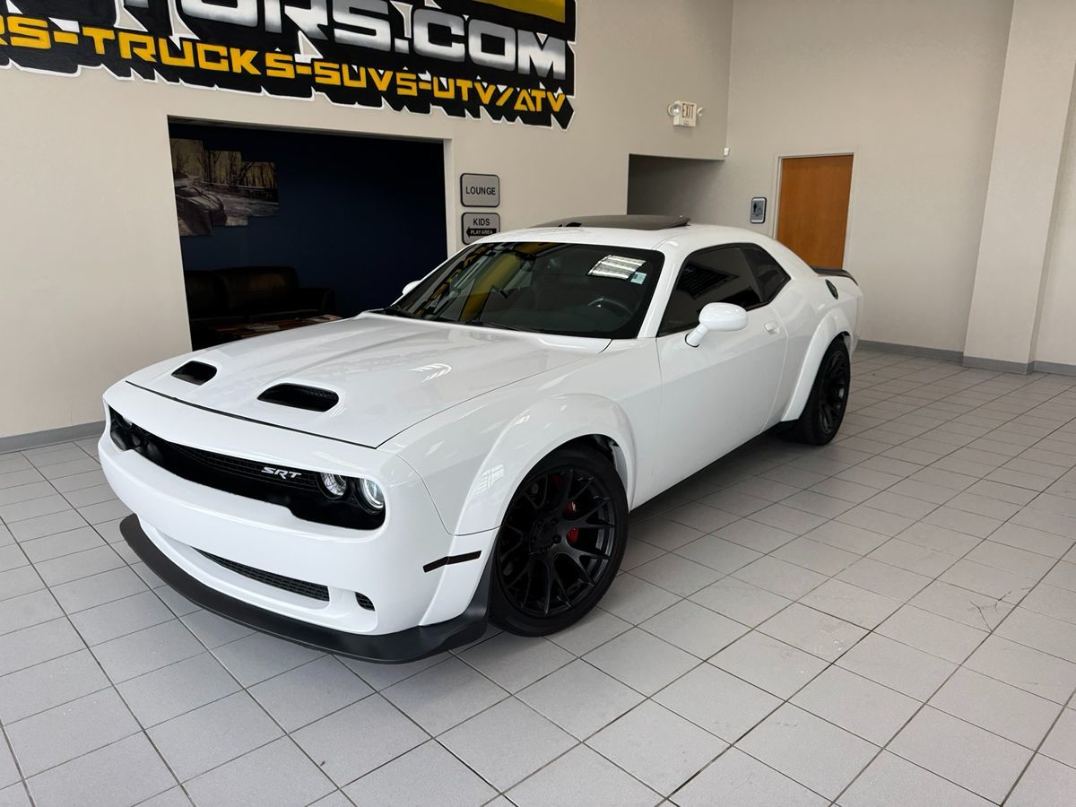 2016 MEGABASS PREMIUMPACKAGE カラーホワイト Sold 2016 Dodge Challenger R/T Scat Pack Widebody in Racine