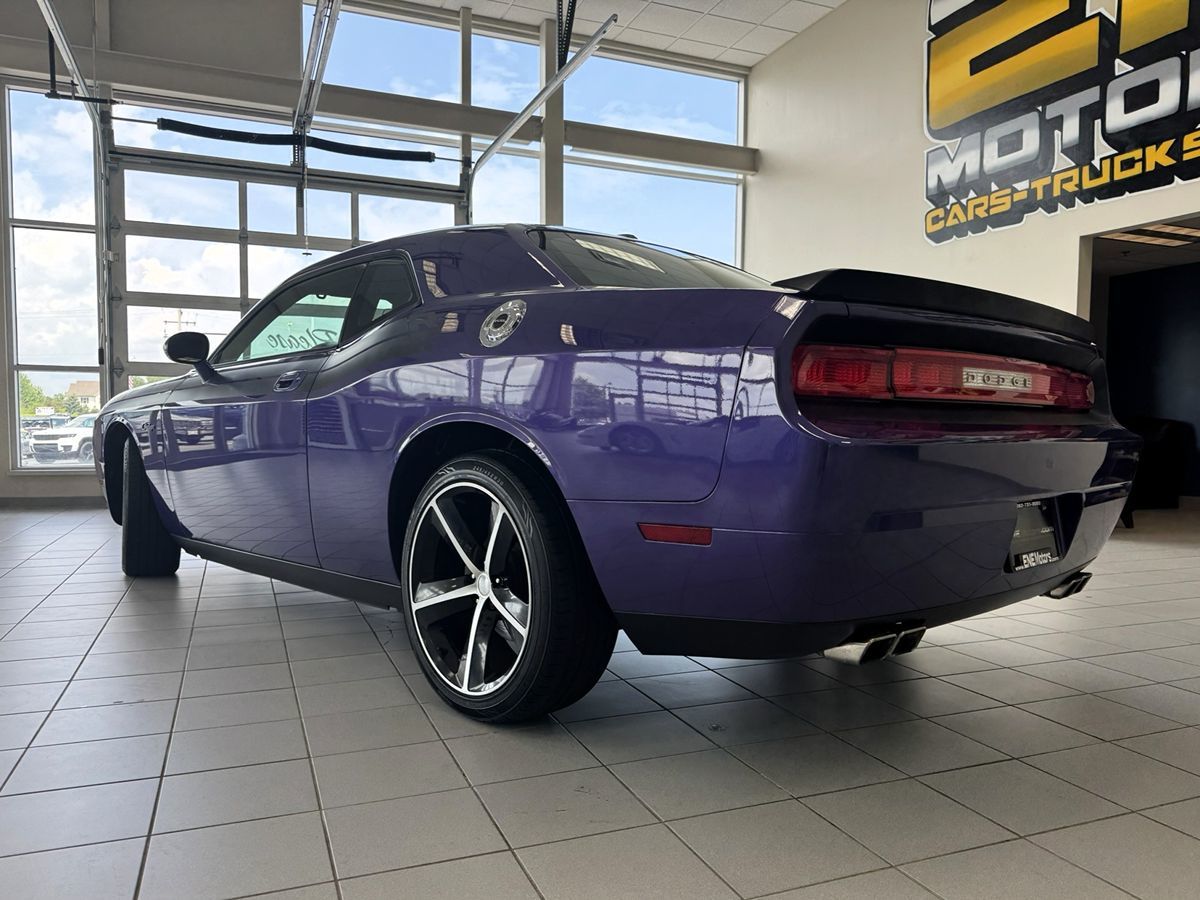 2010 Dodge Challenger R/T Classic photo 4
