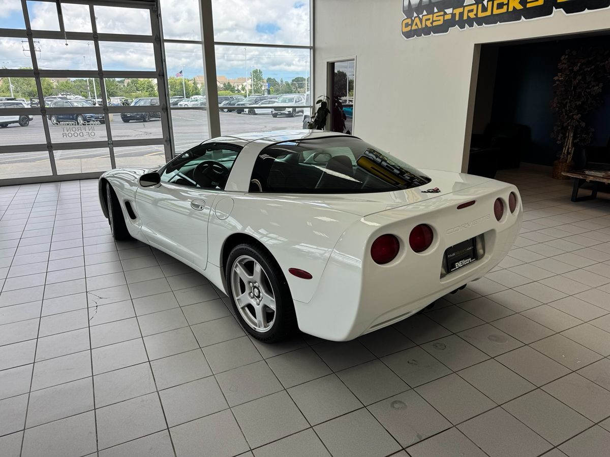 1998 Chevrolet Corvette photo 3