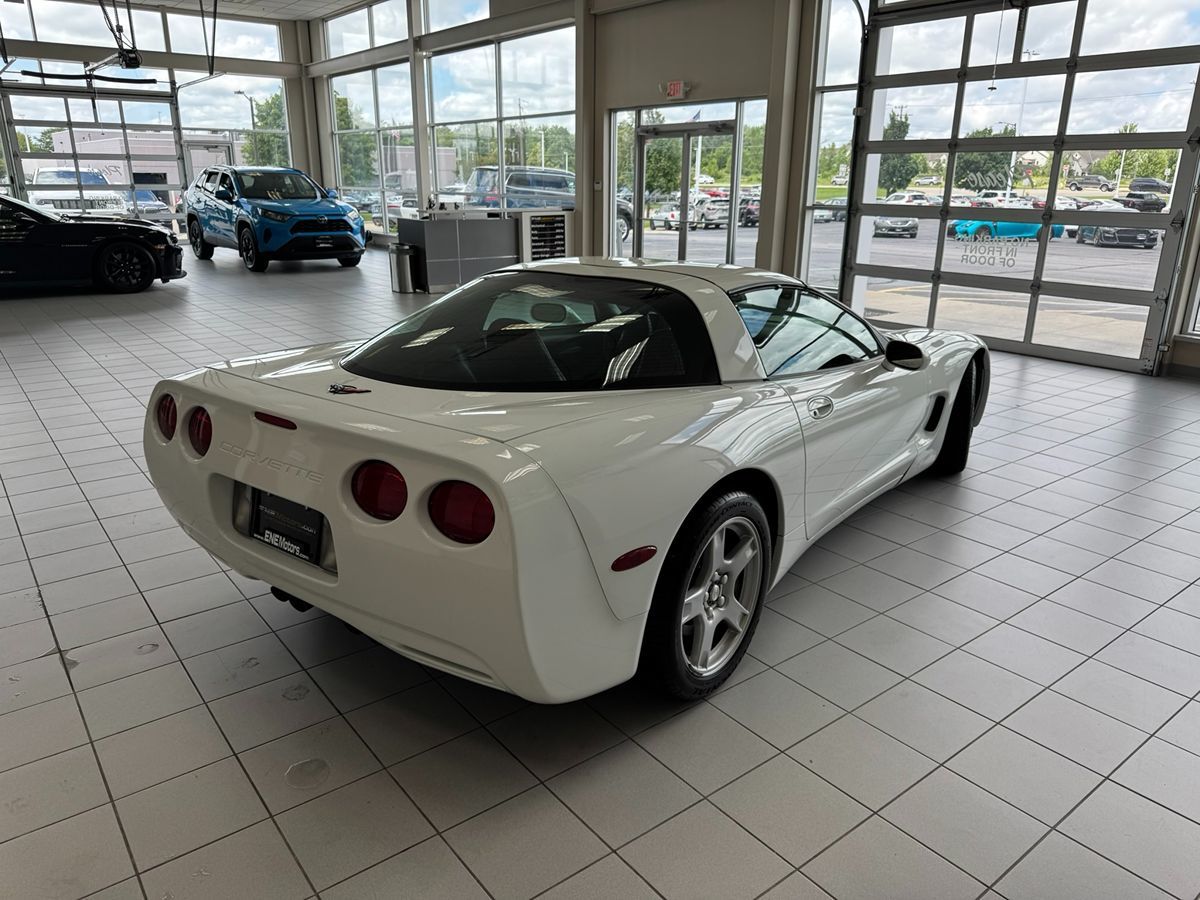 1998 Chevrolet Corvette photo 11