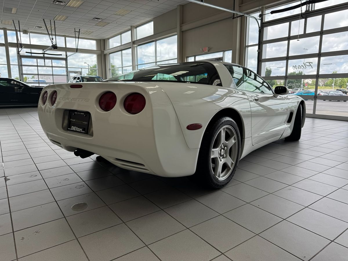 1998 Chevrolet Corvette photo 12