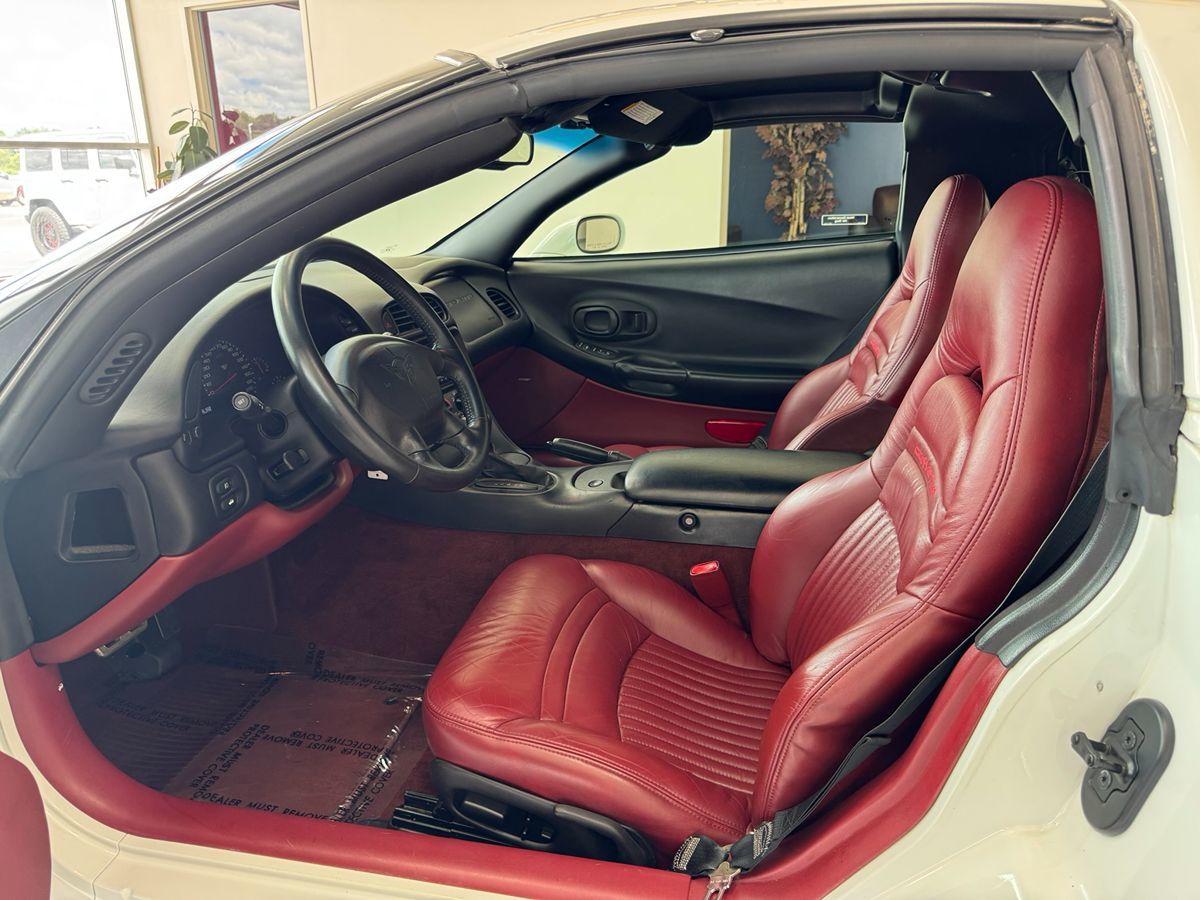 1998 Chevrolet Corvette photo 15