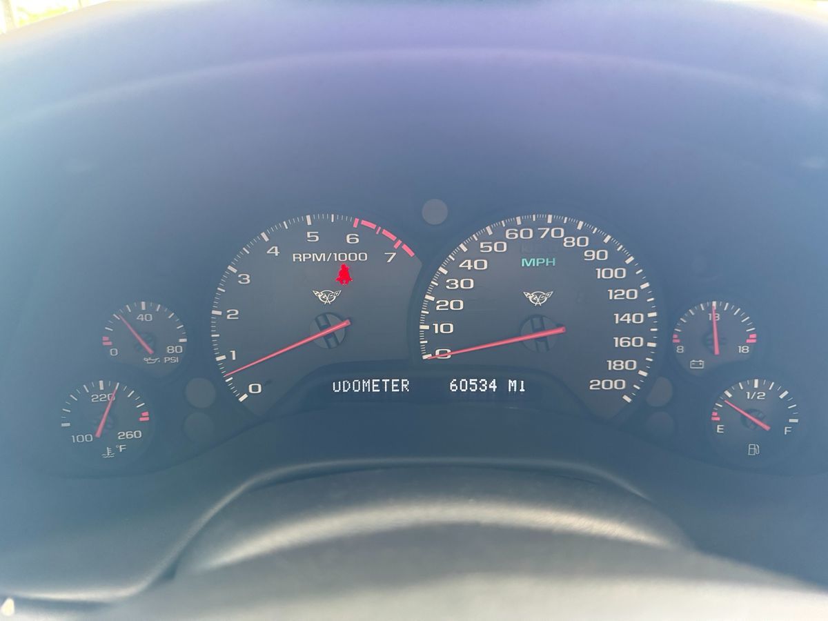 1998 Chevrolet Corvette photo 24