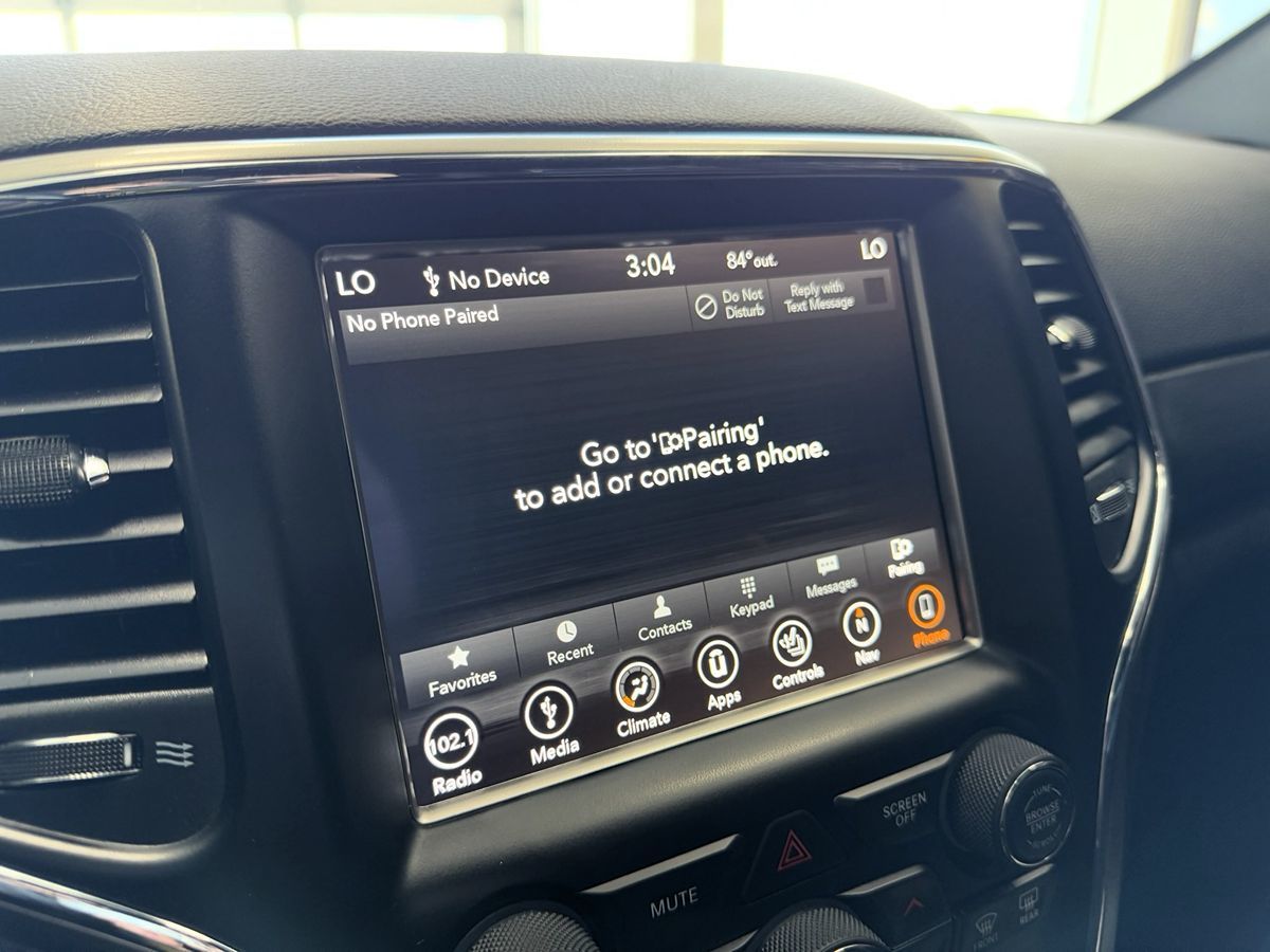 2018 Jeep Grand Cherokee Altitude photo 21