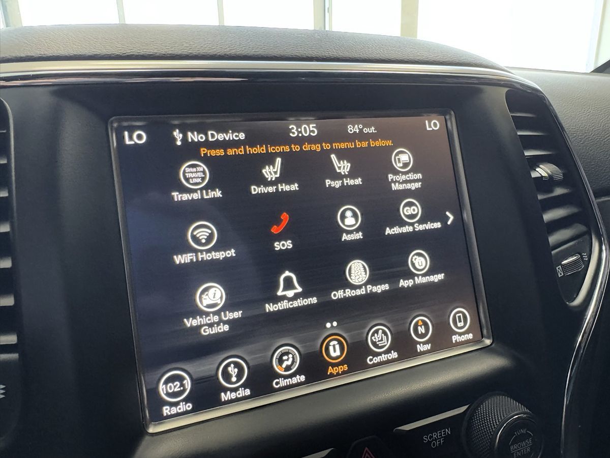 2018 Jeep Grand Cherokee Altitude photo 26