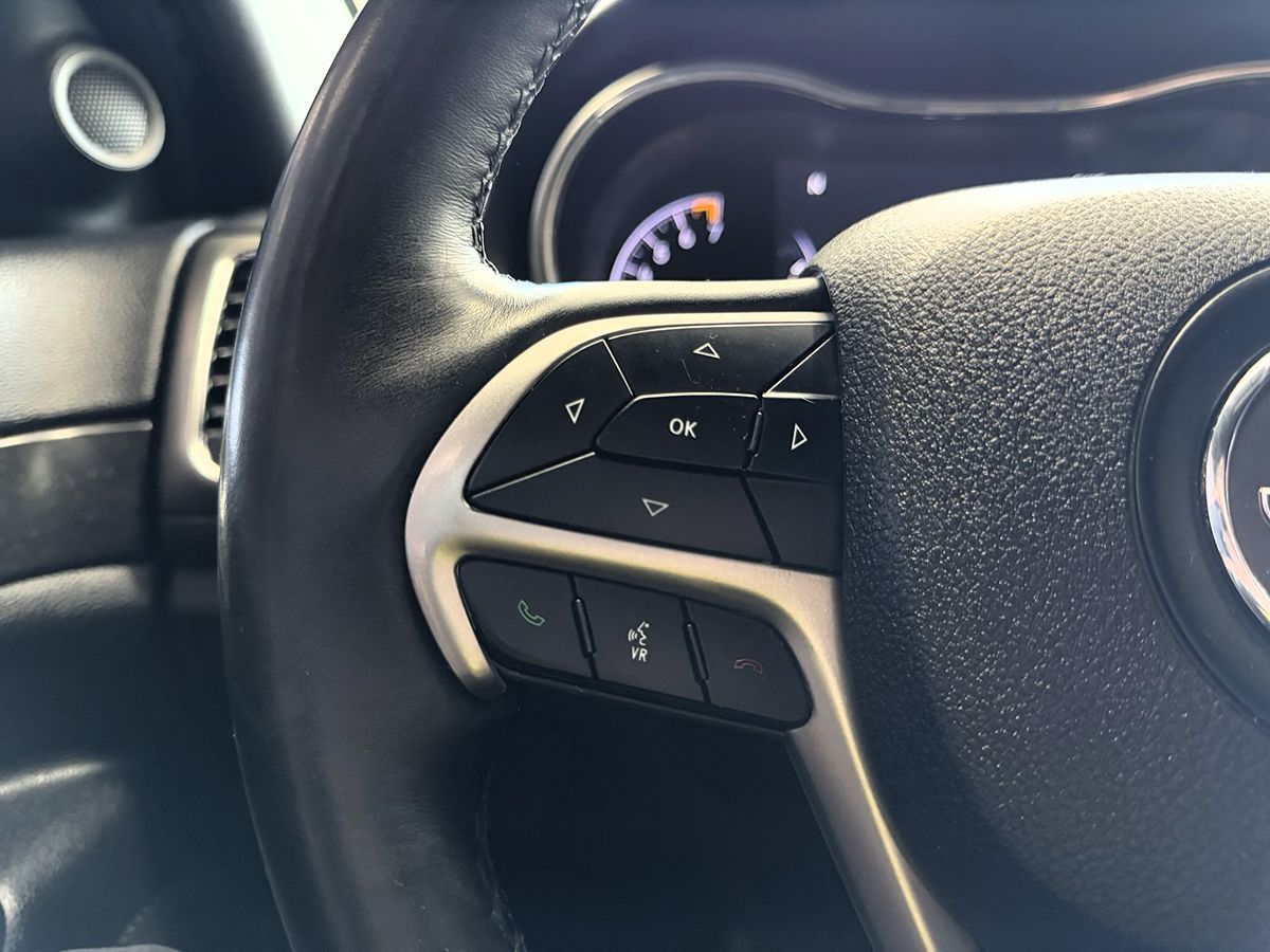 2018 Jeep Grand Cherokee Altitude photo 34
