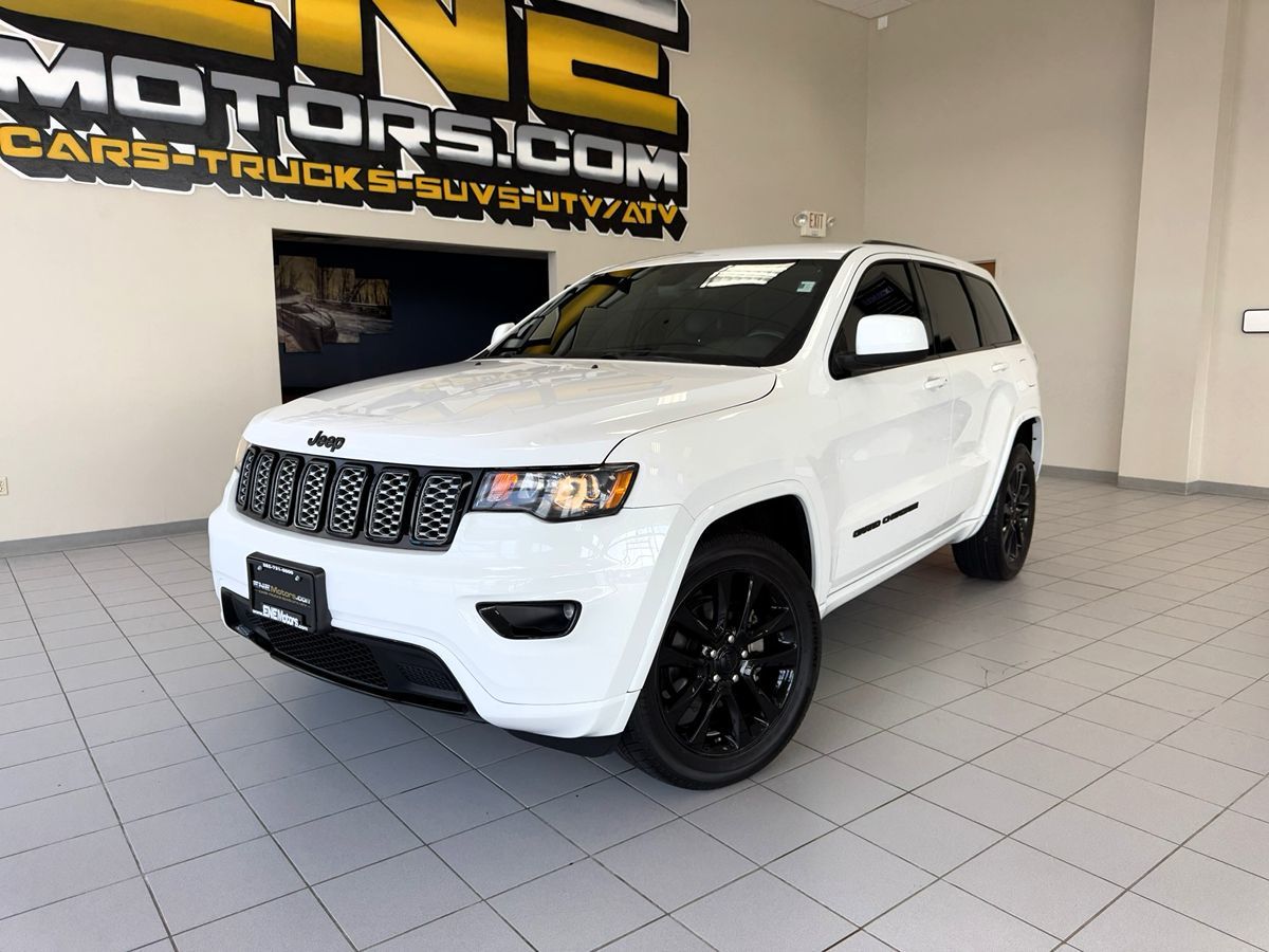 2018 Jeep Grand Cherokee Altitude photo 51