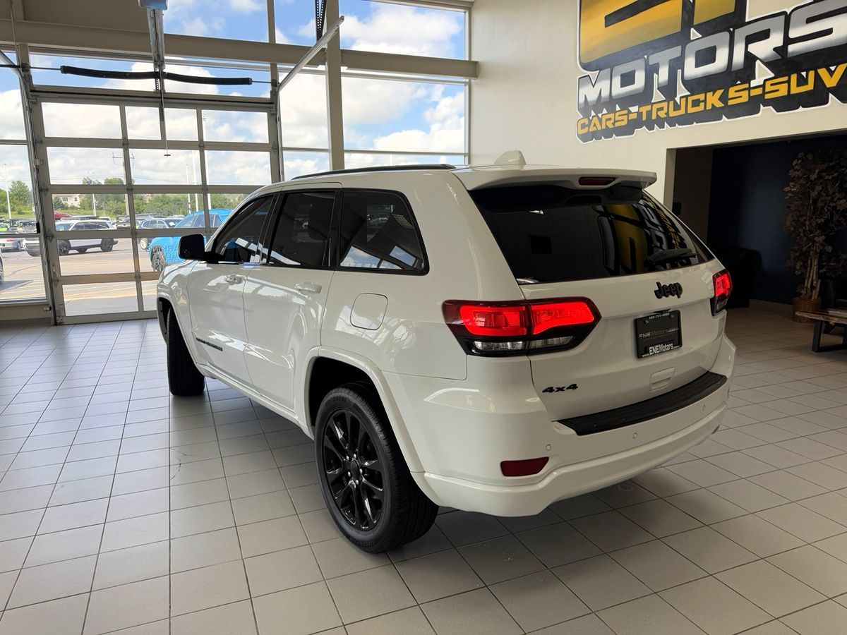2018 Jeep Grand Cherokee Altitude photo 52