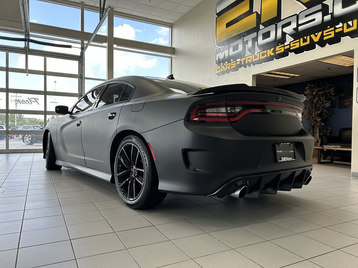 2018 Dodge Charger R/T Scat Pack photo 2