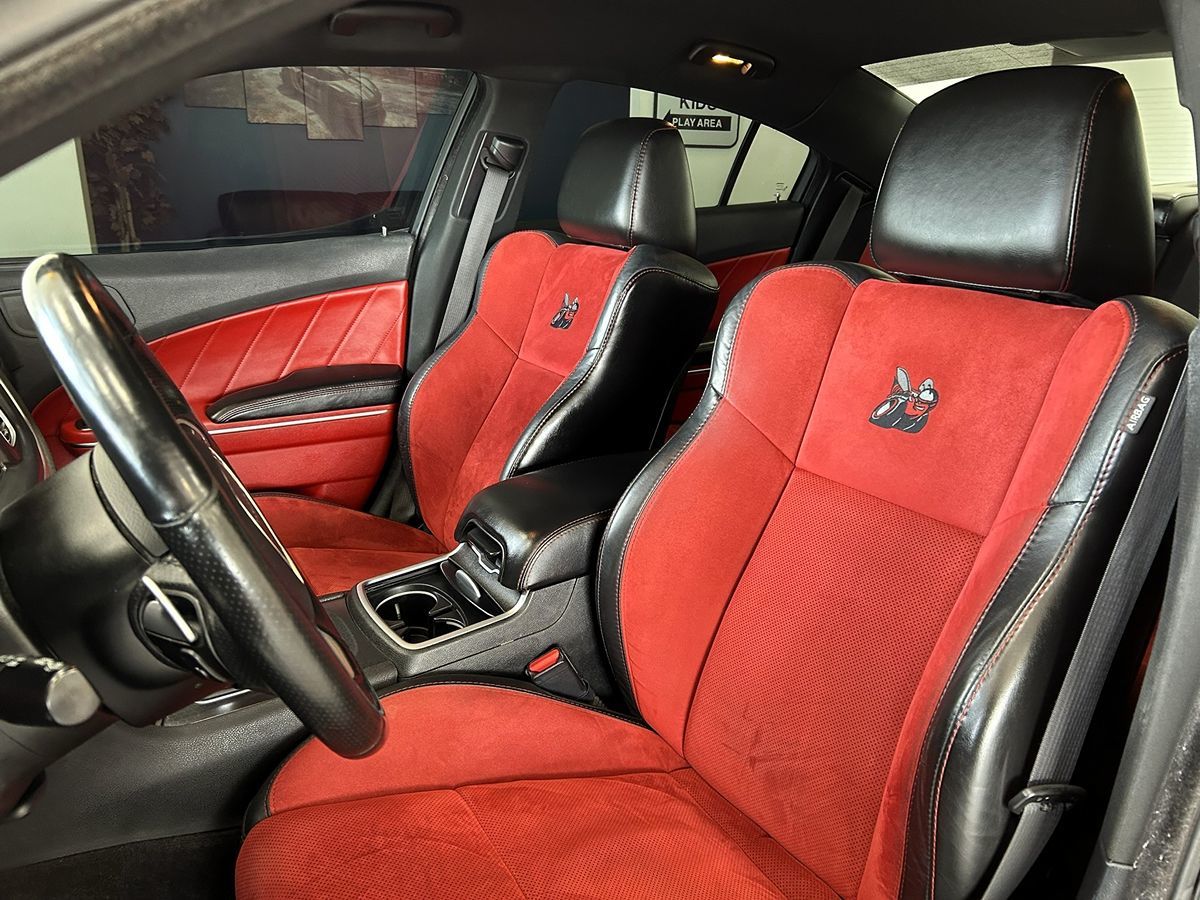 2018 Dodge Charger R/T Scat Pack photo 15