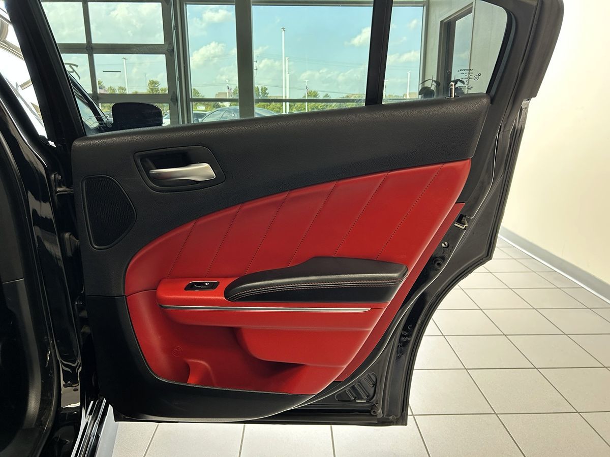 2018 Dodge Charger R/T Scat Pack photo 46