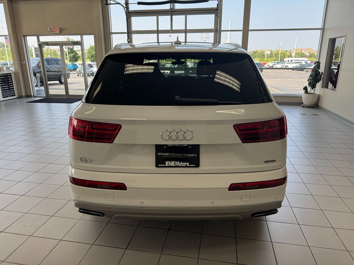 2017 Audi Q7 Premium Plus photo 5