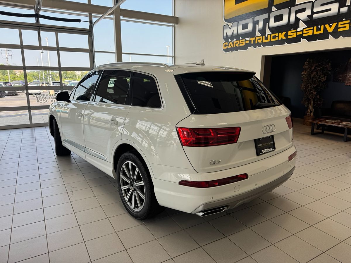 2017 Audi Q7 Premium Plus photo 2