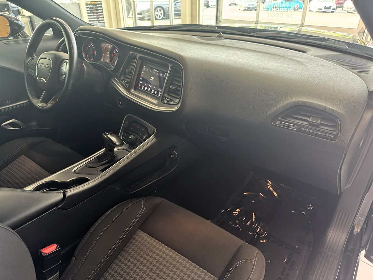 2021 Dodge Challenger SXT photo 21