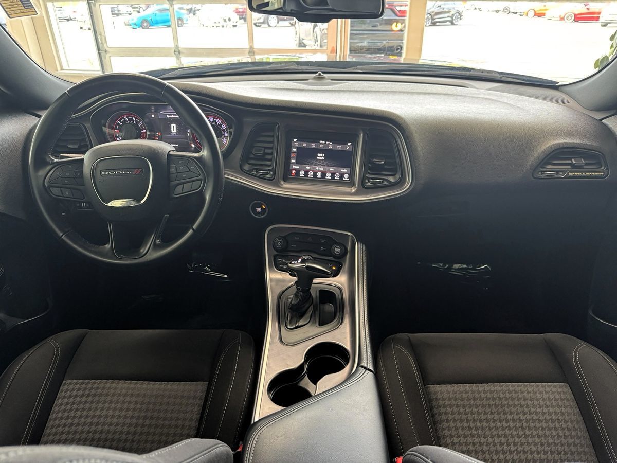 2021 Dodge Challenger SXT photo 23