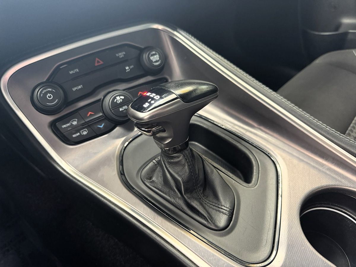 2021 Dodge Challenger SXT photo 33