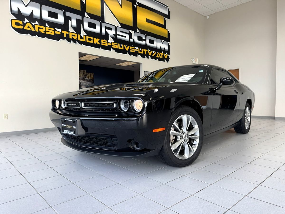 2021 Dodge Challenger SXT photo 44