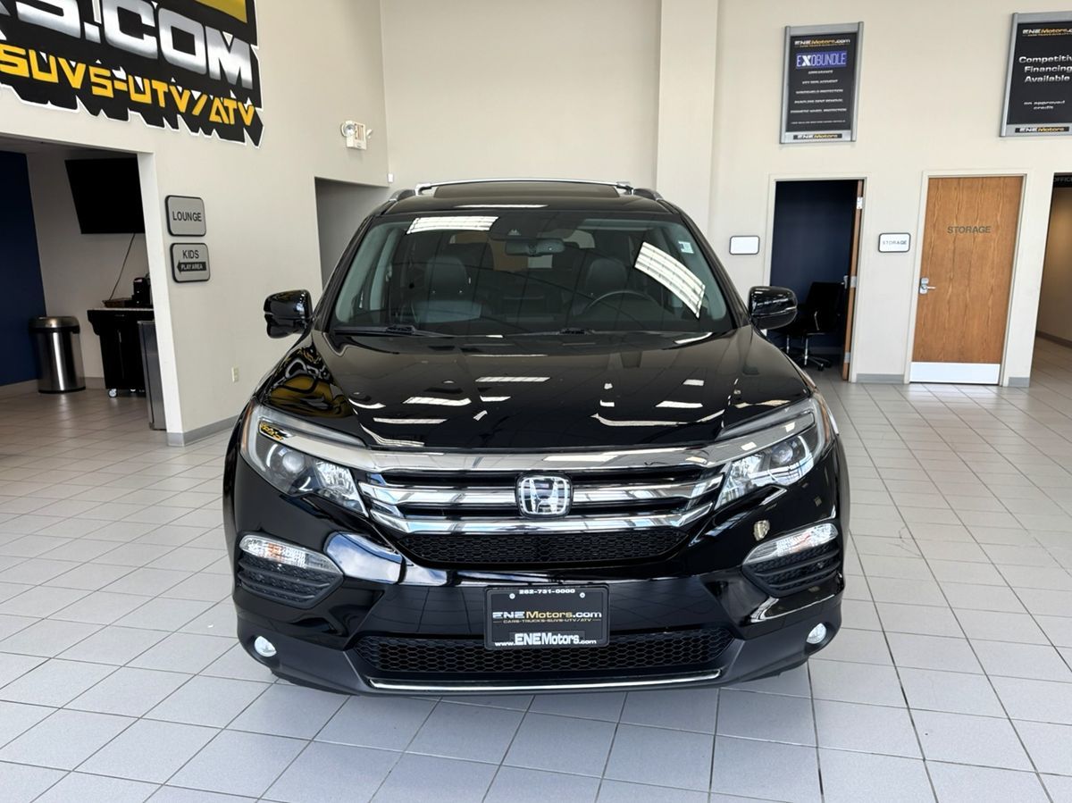 2016 Honda Pilot Touring photo 3