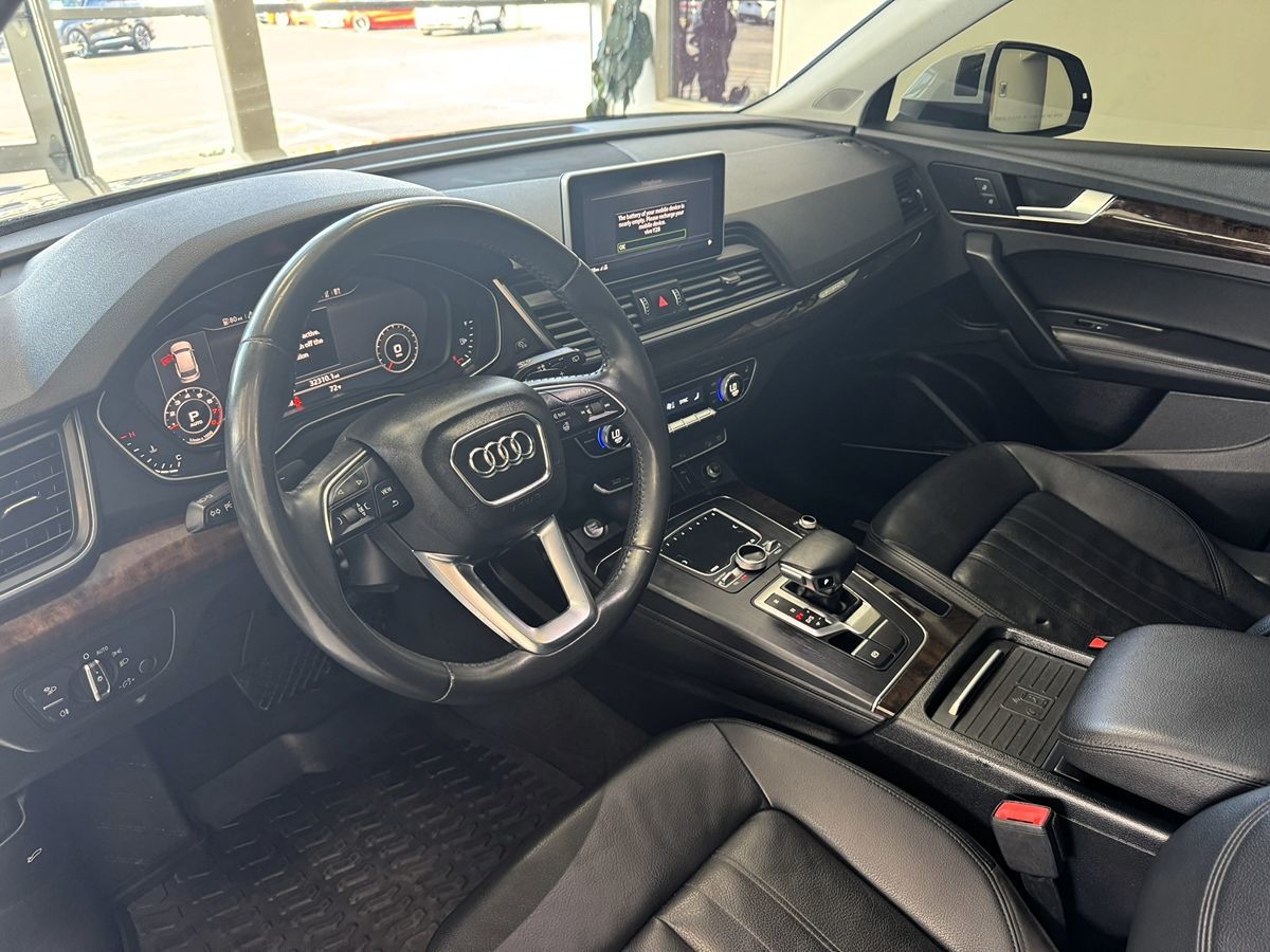 2019 Audi Q5 Premium Plus photo 11