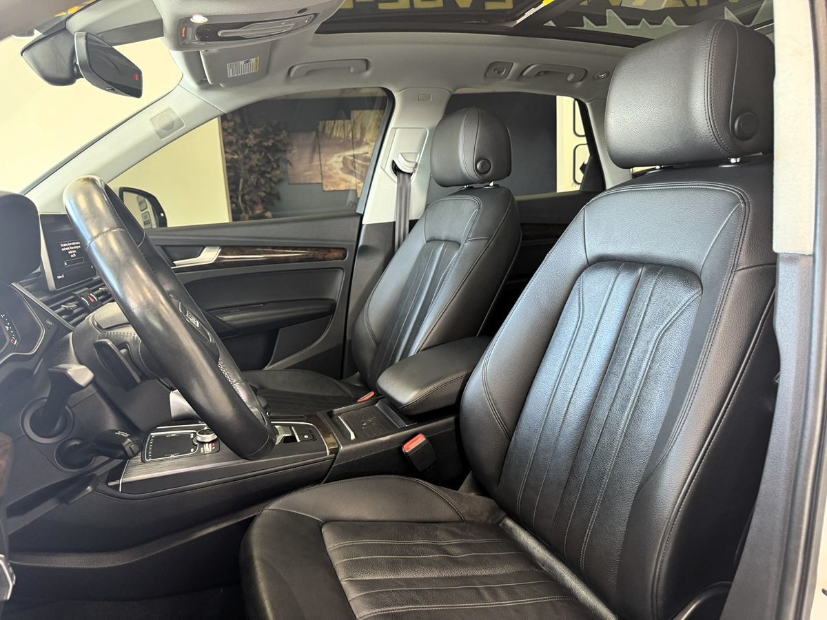 2019 Audi Q5 Premium Plus photo 12