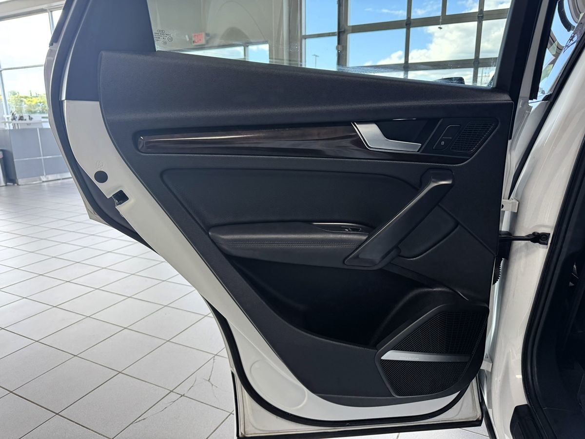 2019 Audi Q5 Premium Plus photo 36