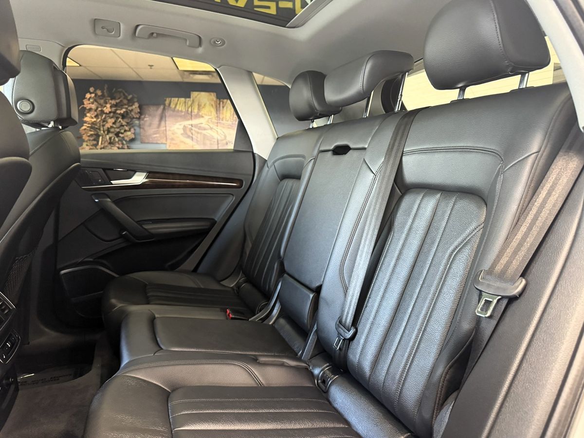 2019 Audi Q5 Premium Plus photo 39