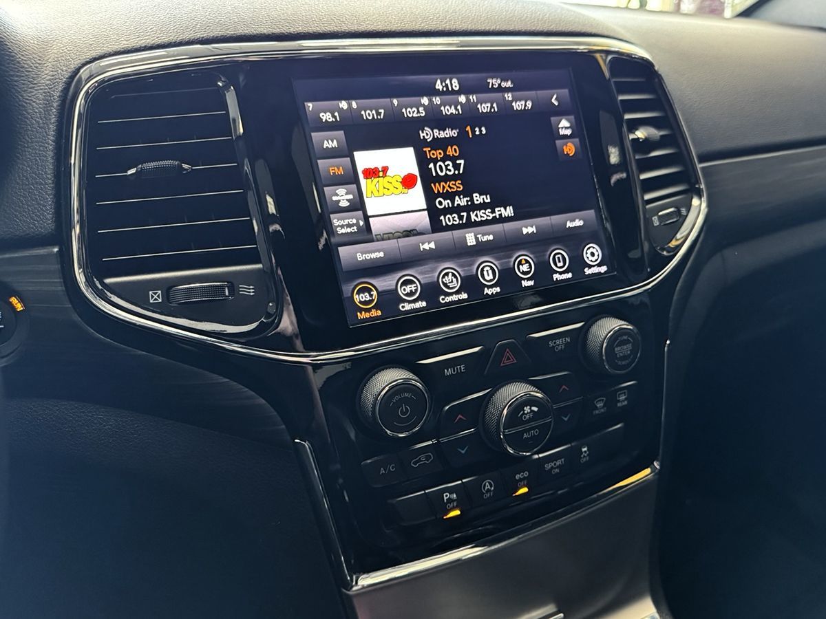 2020 Jeep Grand Cherokee Altitude photo 18