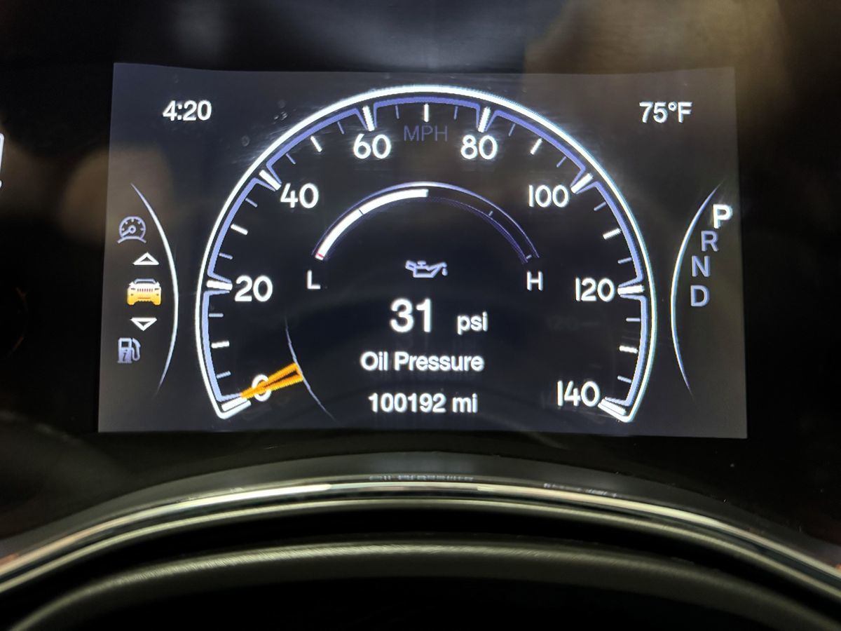 2020 Jeep Grand Cherokee Altitude photo 27