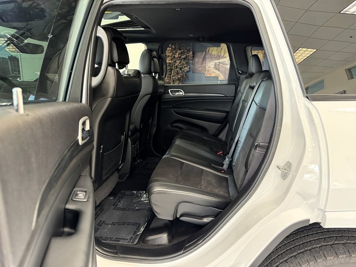 2020 Jeep Grand Cherokee Altitude photo 39