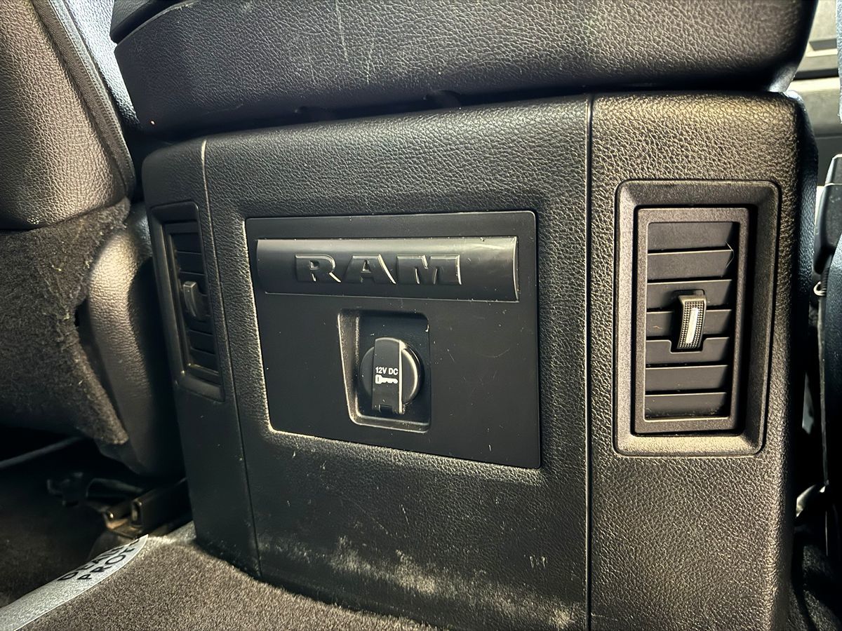 2014 Ram 1500 Sport photo 48