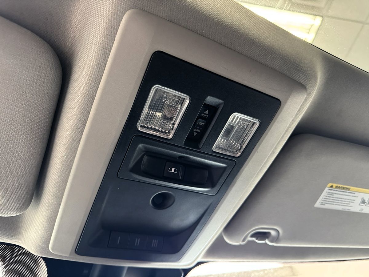 2014 Ram 1500 Sport photo 35