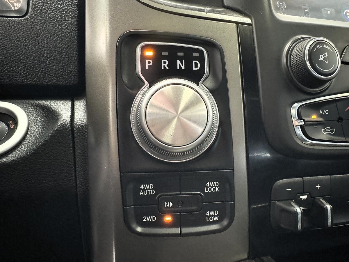 2014 Ram 1500 Sport photo 27