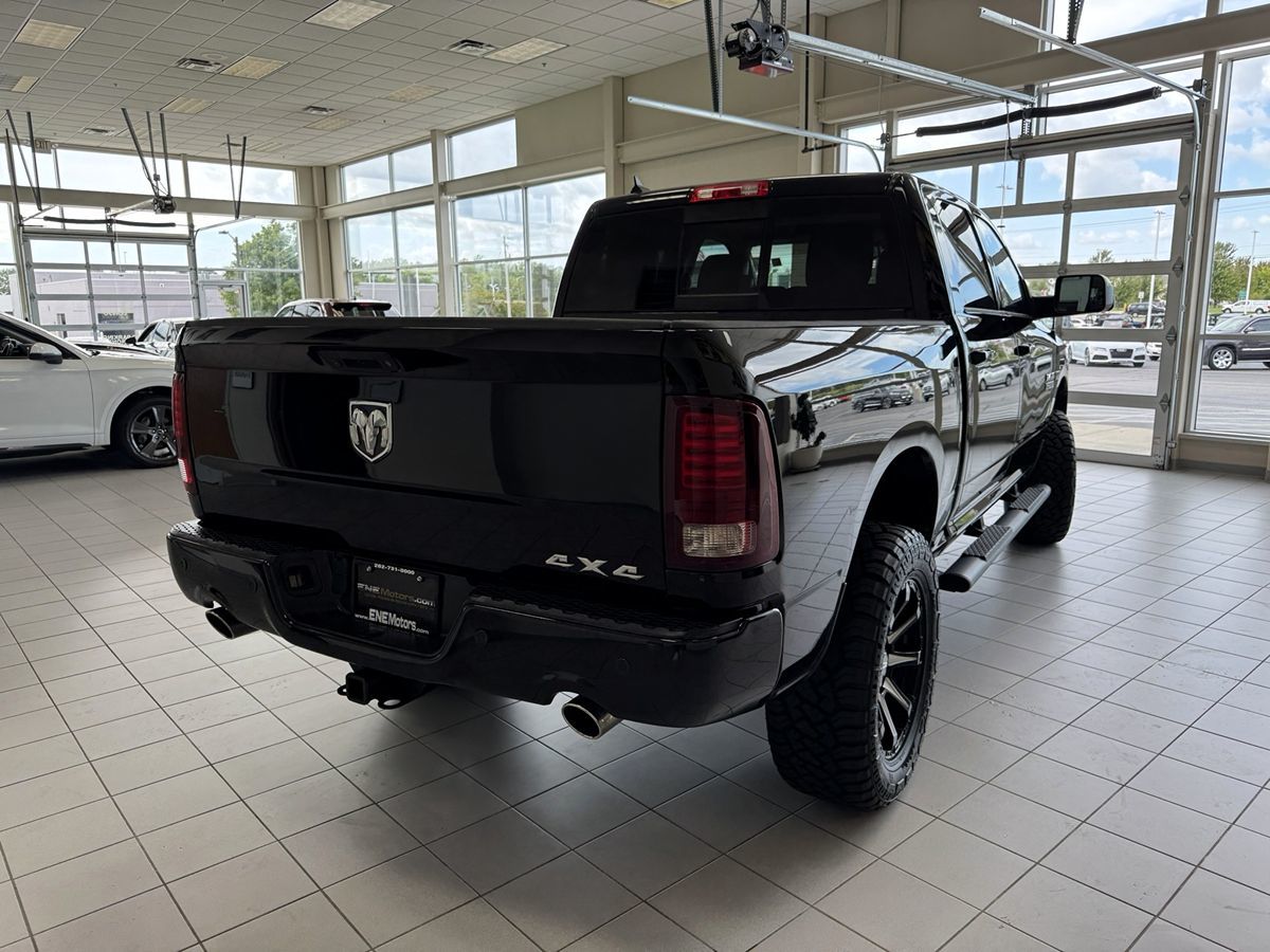 2014 Ram 1500 Sport photo 5