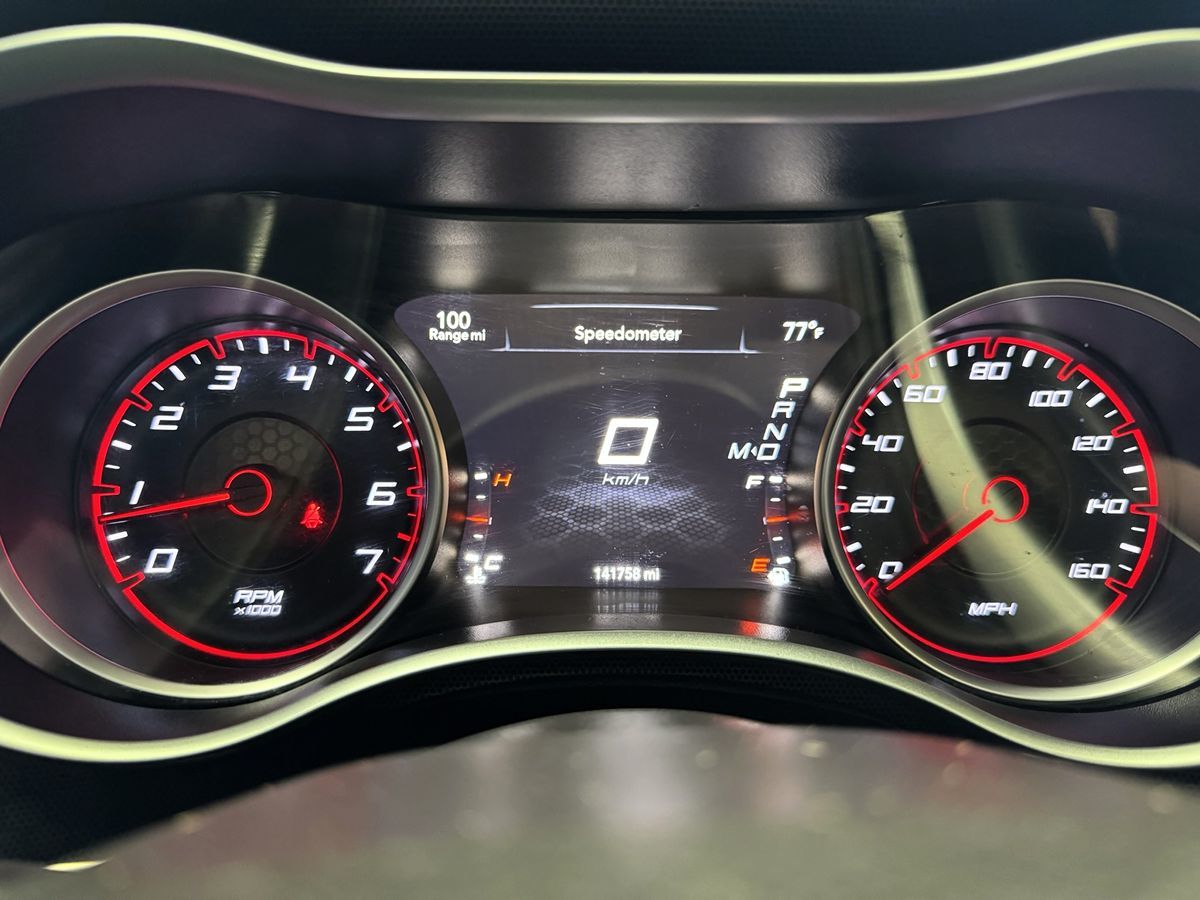 2015 Dodge Charger R/T photo 34