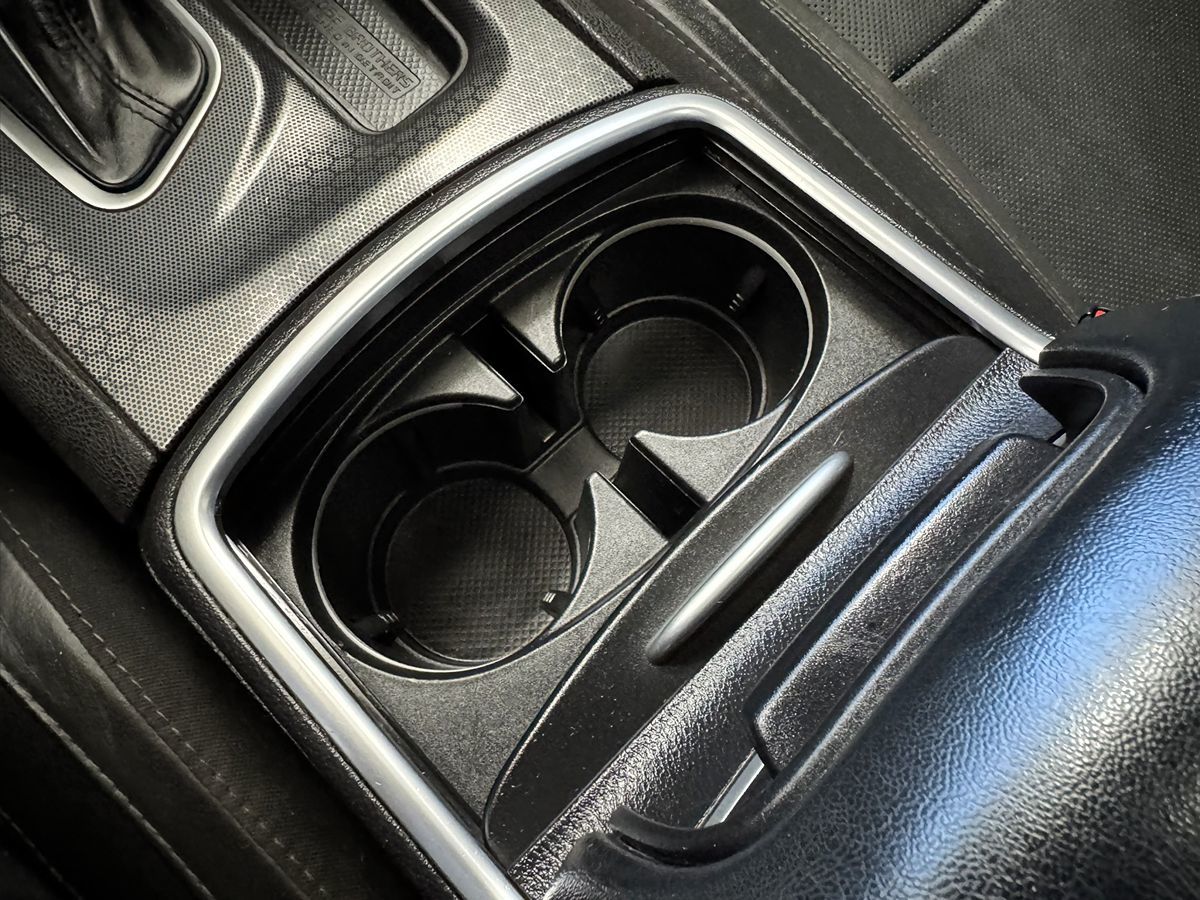2015 Dodge Charger R/T photo 37