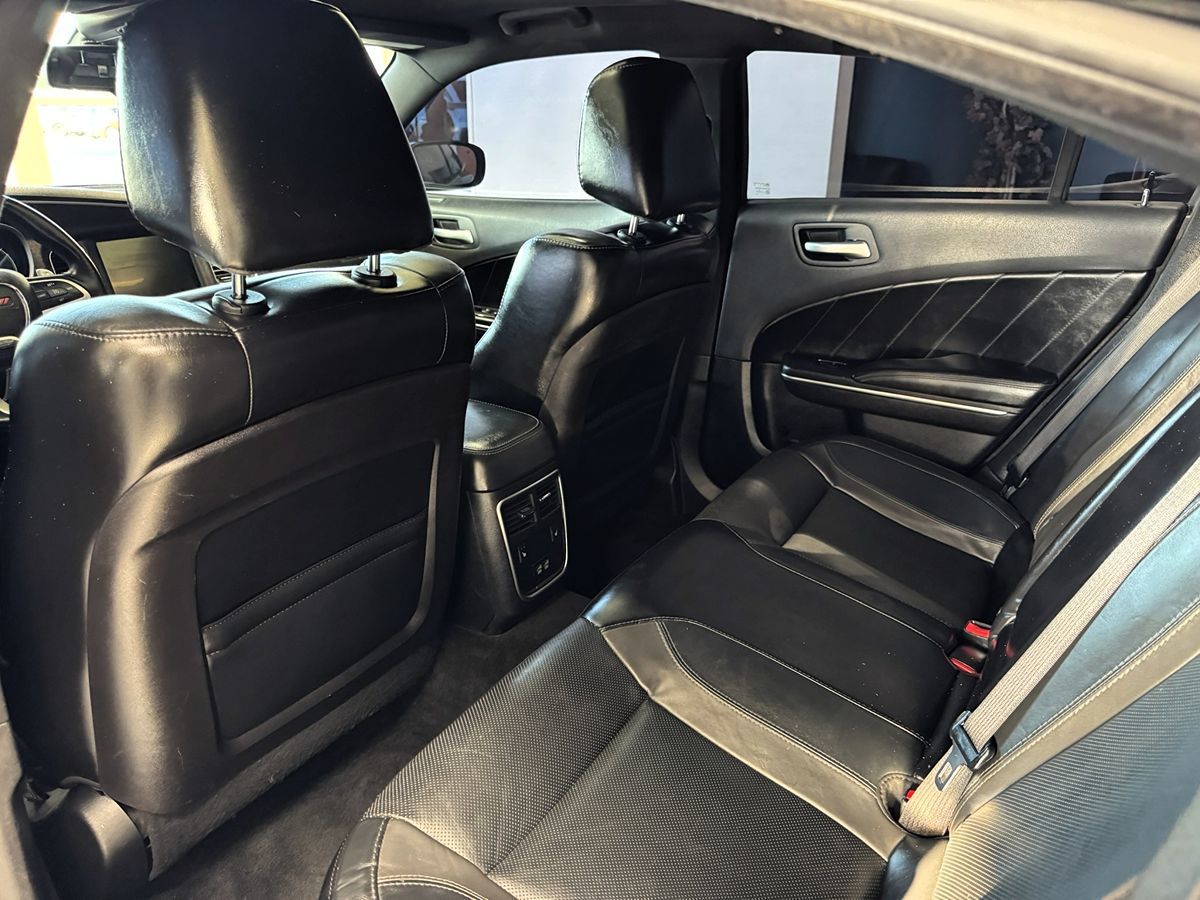 2015 Dodge Charger R/T photo 48