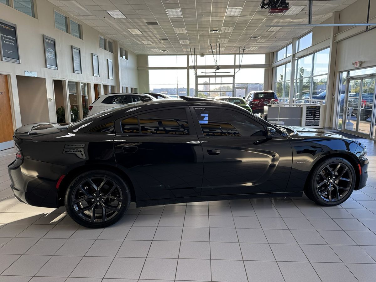 2015 Dodge Charger R/T photo 7
