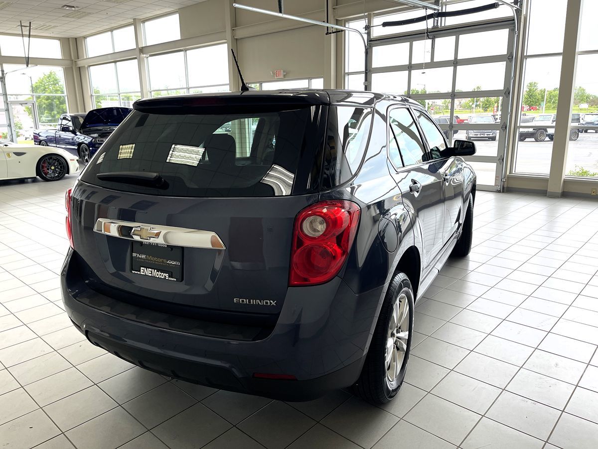 2014 Chevrolet Equinox LS photo 4
