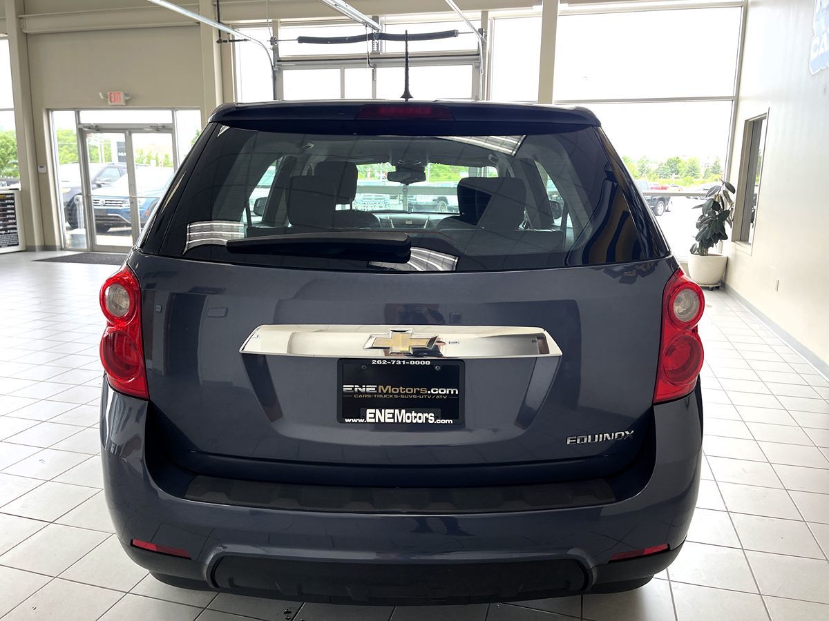 2014 Chevrolet Equinox LS photo 3