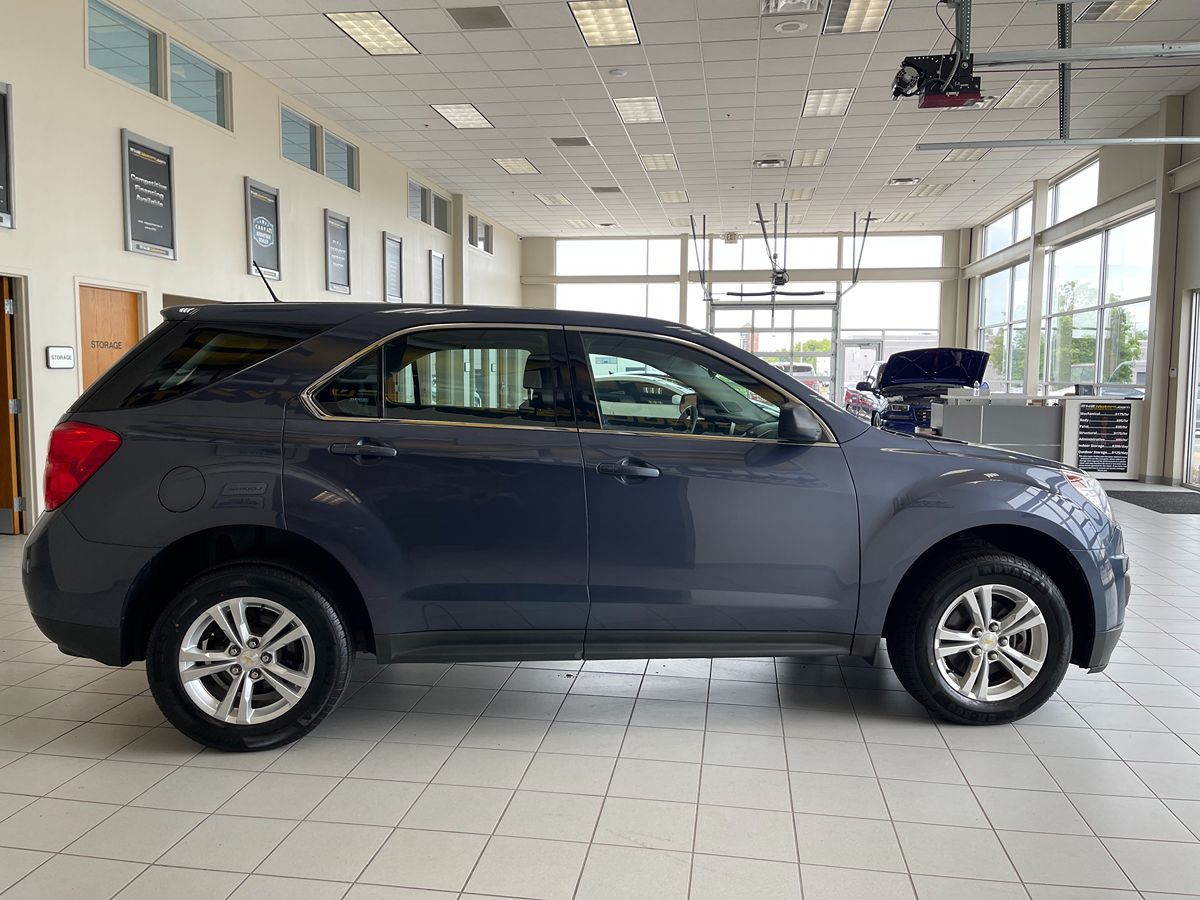 2014 Chevrolet Equinox LS photo 5