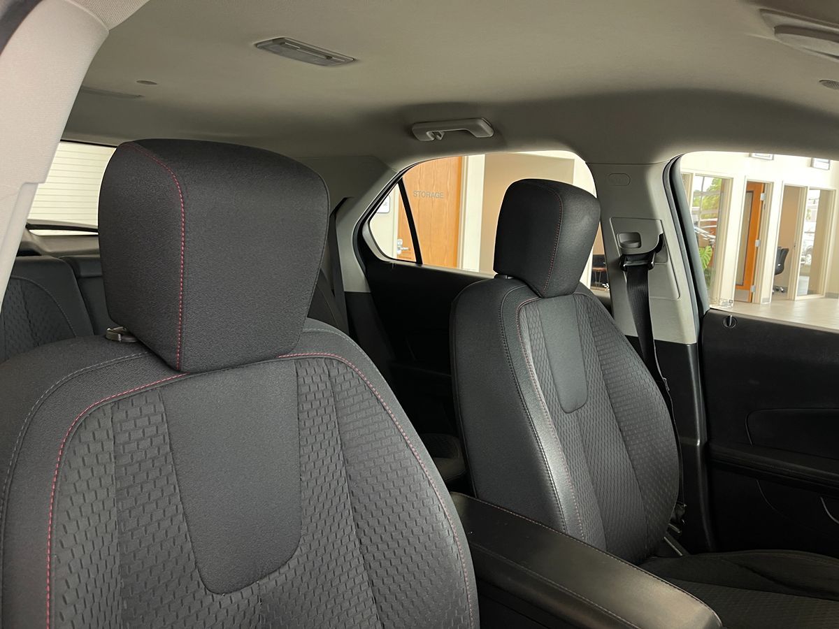 2014 Chevrolet Equinox LS photo 14