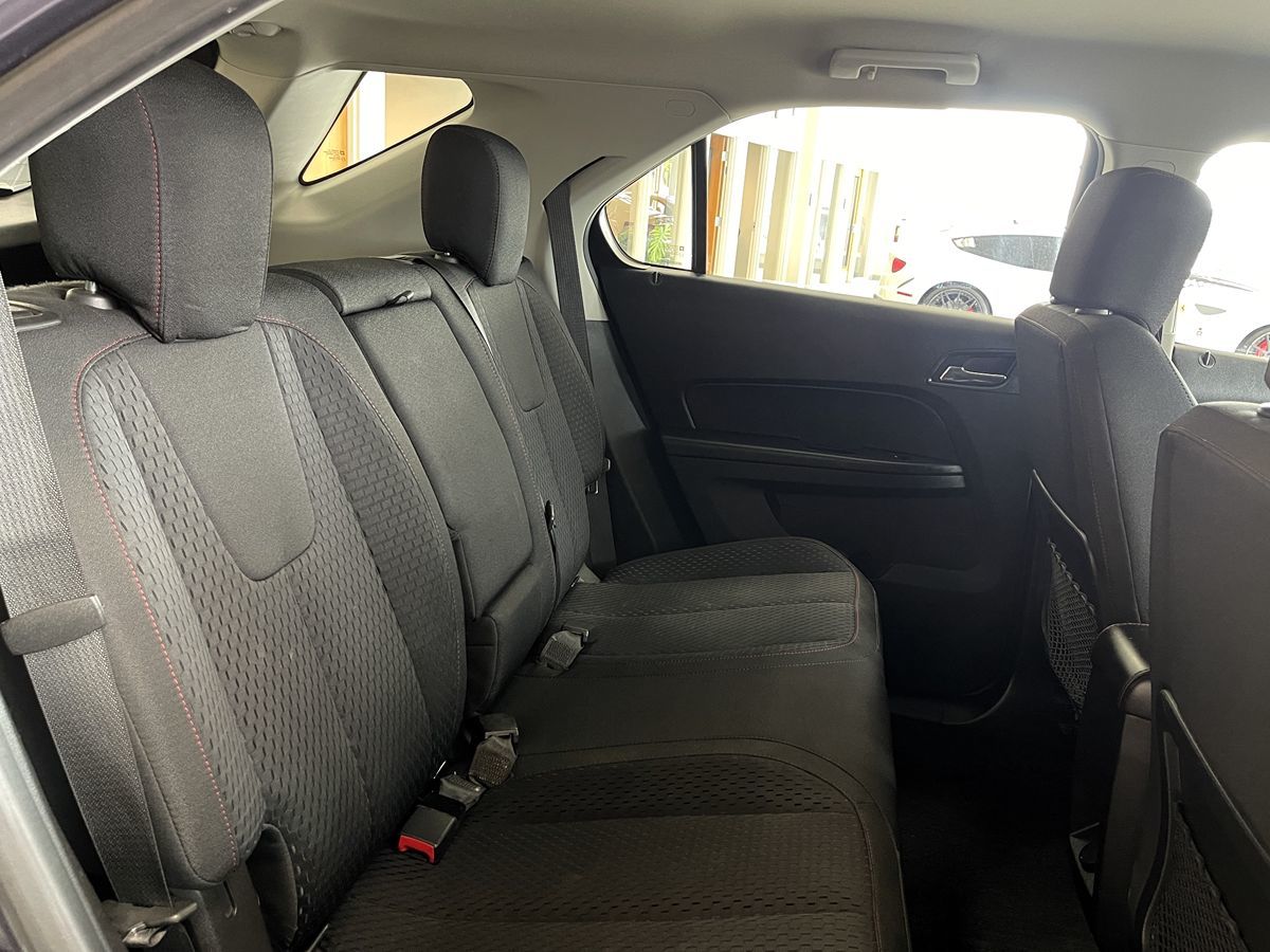 2014 Chevrolet Equinox LS photo 33