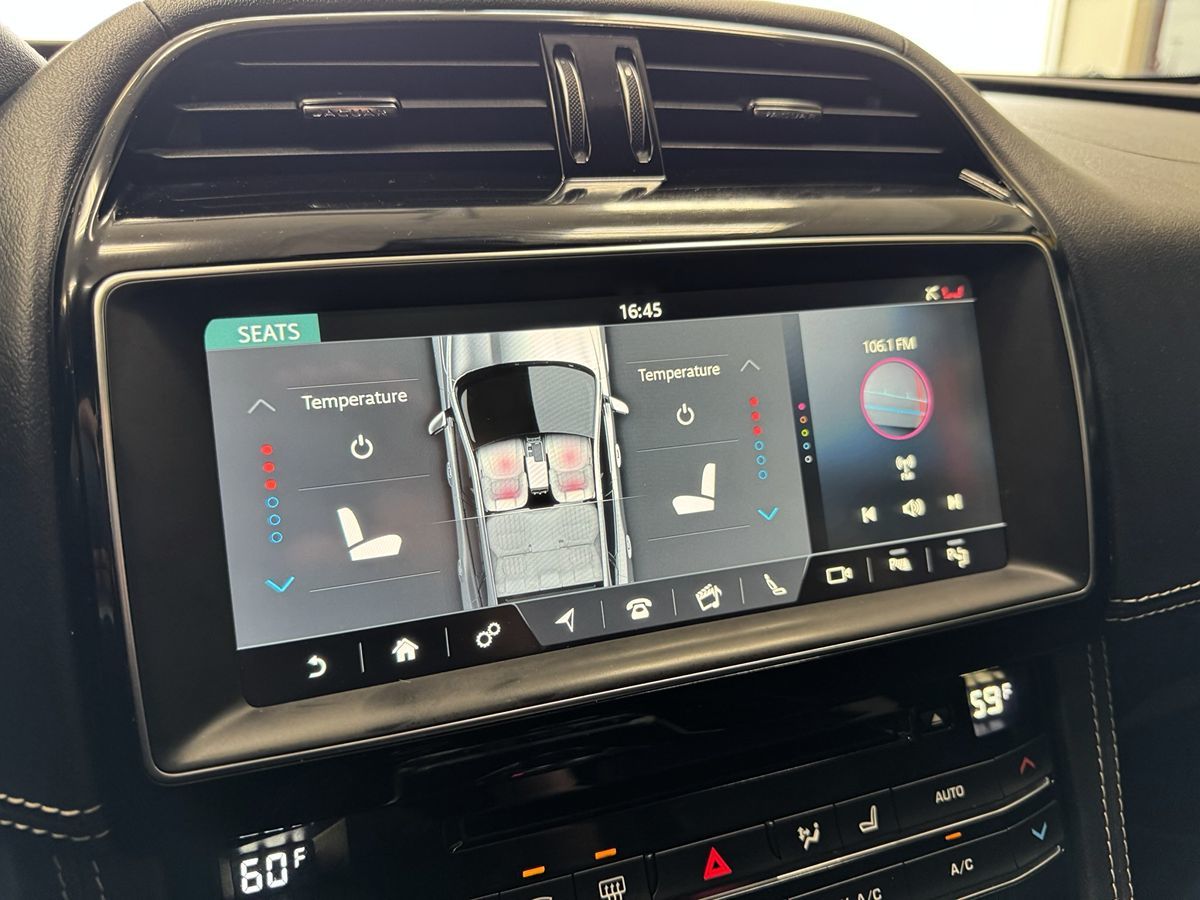 2019 Jaguar F-PACE S photo 25