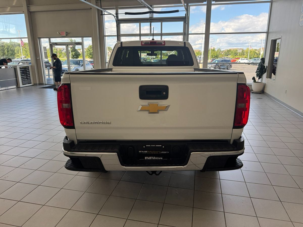 2018 Chevrolet Colorado Work Truck photo 2