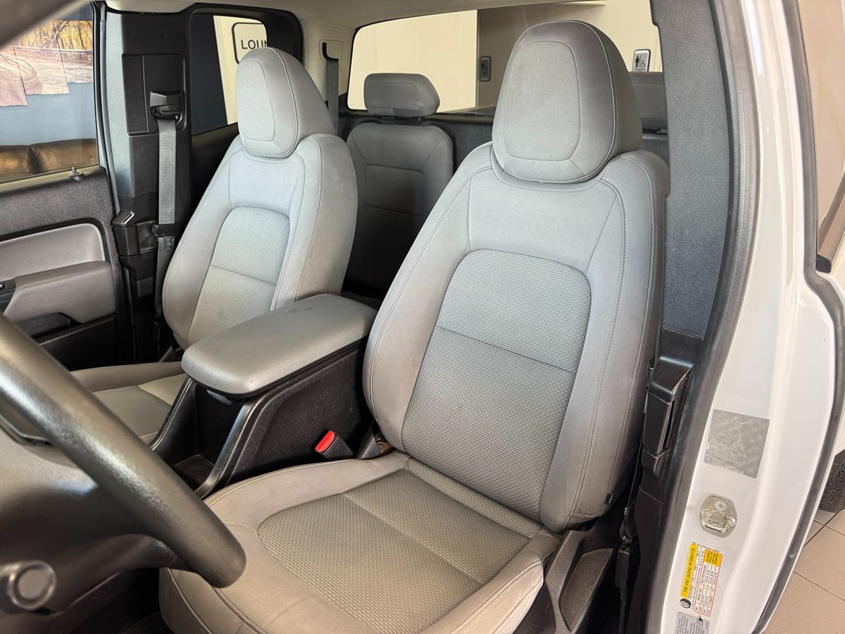 2018 Chevrolet Colorado Work Truck photo 10